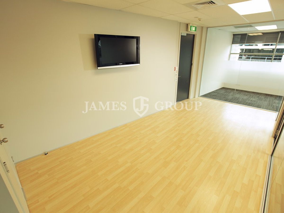 AFFORDABLE OFFICE IN PRIME CITY FRINGE LOCATION - Mehr