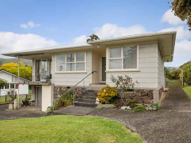 5 Thames Road, Paeroa