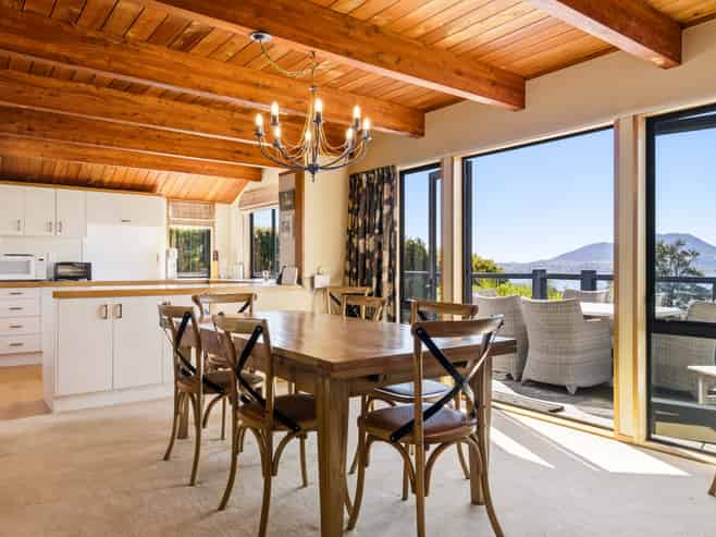 105 Wakeman Road, Acacia Bay