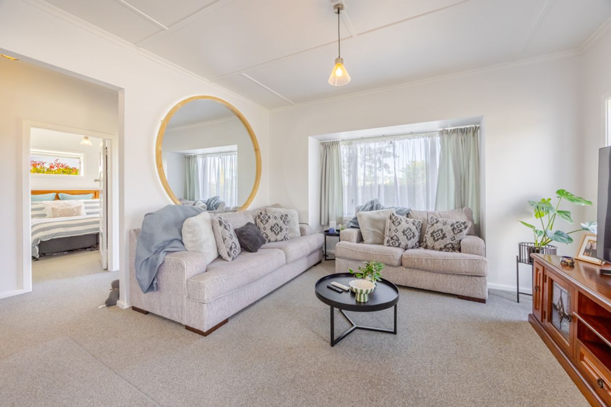 Two Bedrooms + Consented Sleepout In Taradale - Widok 2