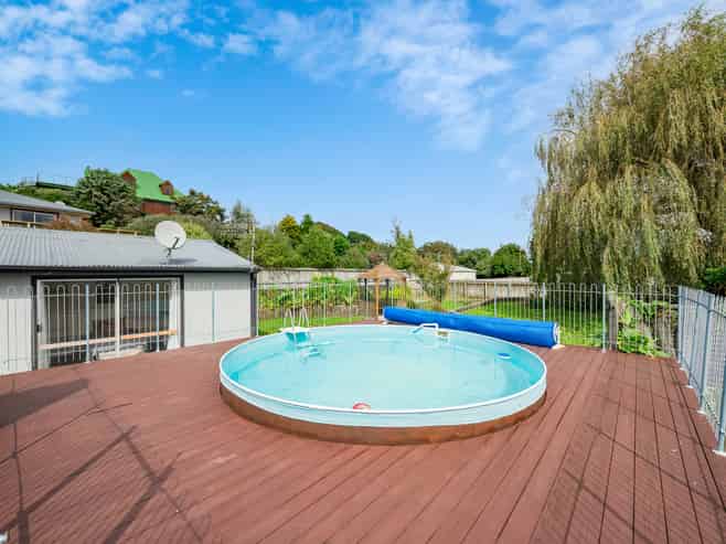 18 Ruru Road, Otaihanga