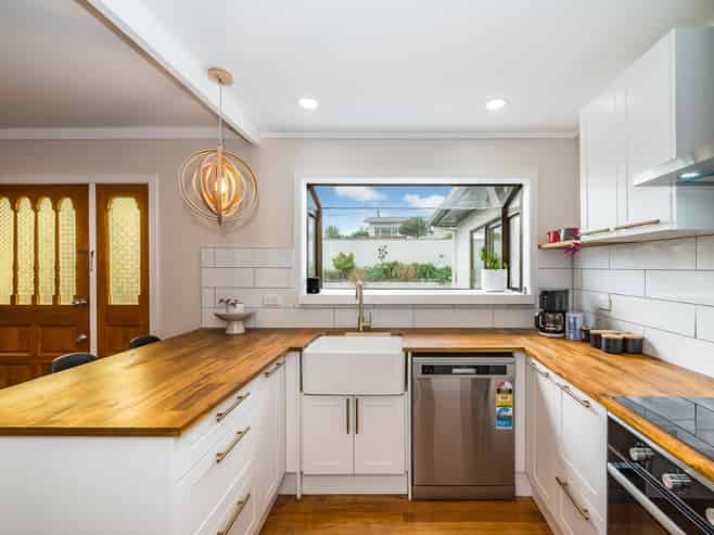 18 Ruru Road, Otaihanga