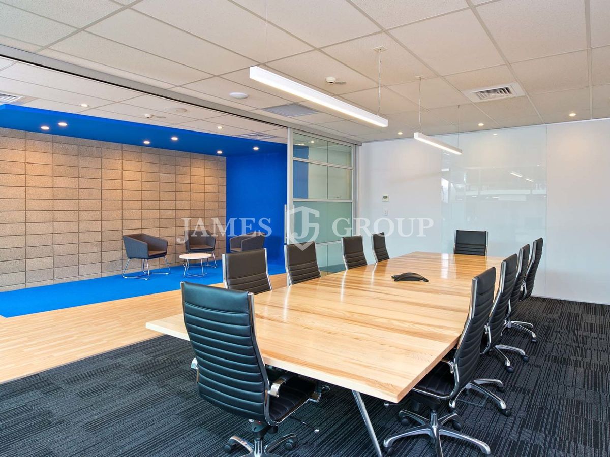 FULLY FITTED GRAFTON OFFICE WITH NAMING RIGHTS - Mehr