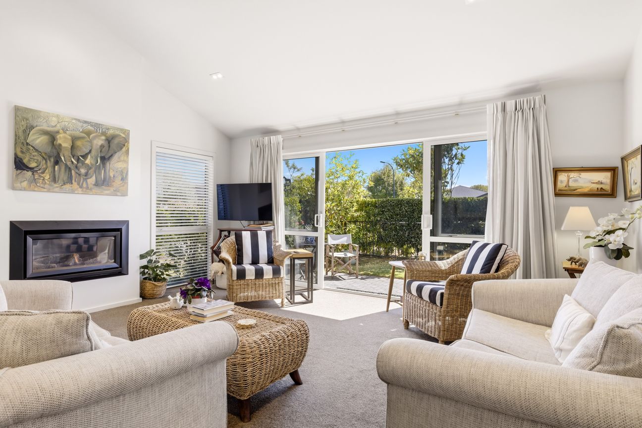 Offers over $935,000 will be seriously considered! – pohled 3