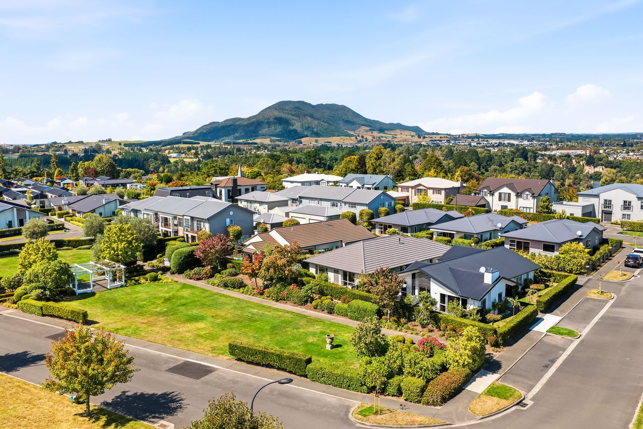 Offers over $935,000 will be seriously considered! – pohled 2