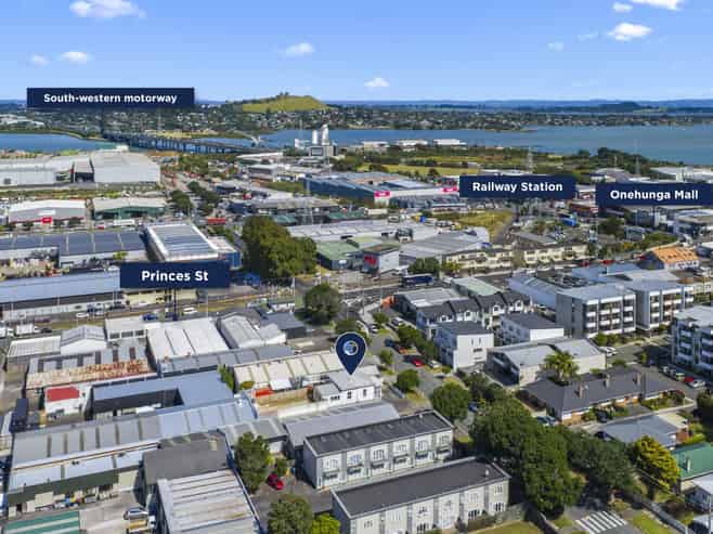 Onehunga Mixed Use with upside - occupy or develop