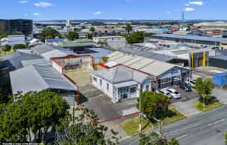 Onehunga Mixed Use with upside - occupy or develop