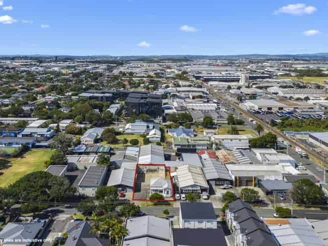 Onehunga Mixed Use with upside - occupy or develop