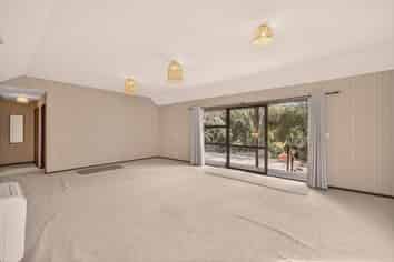 32 Woodills Road, Akaroa