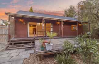 32 Woodills Road, Akaroa