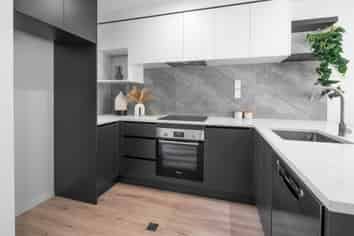 6/16 Reynella Drive, Massey