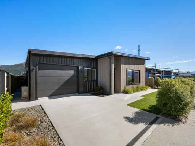 181 Burdon Loop, Lake Hawea