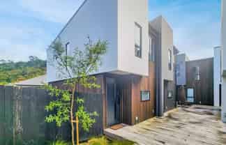 16/28 Raukawa Street , Stokes Valley