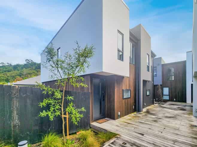 16/28 Raukawa Street , Stokes Valley