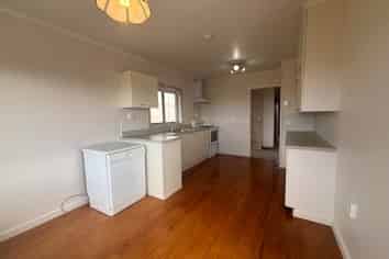  Rushden Terrace, Red Beach