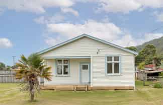 11 River Road, WESTPORT