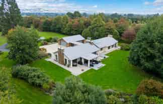 32 Tirohanga Road, North Taieri