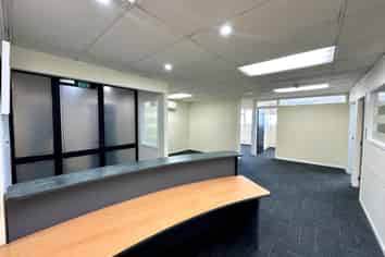 AFFORDABLE BIRKENHEAD OFFICE  100M²
