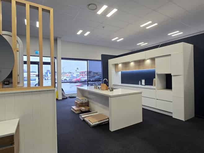 Exposure and accessibility in a proven location