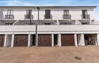 13/27 Rossmay Terrace, Mount Eden