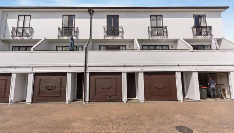 13/27 Rossmay Terrace, Mount Eden