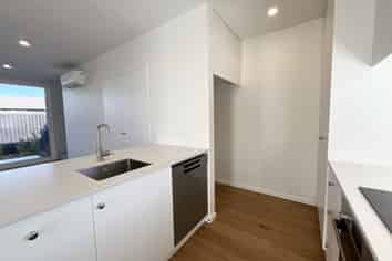 4/126 Roker Street, Somerfield