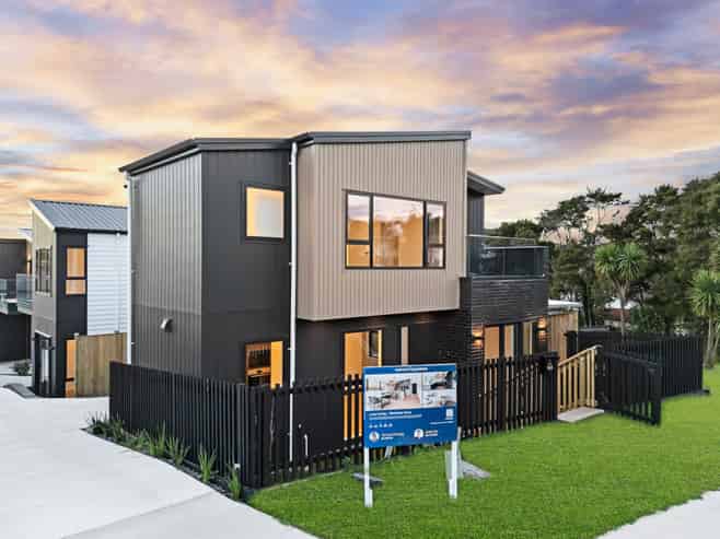 16 Madison Place, Forrest Hill