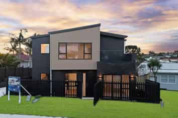 1/ 16 Madison Place, Forrest Hill