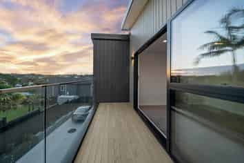 3/ 16 Madison Place, Forrest Hill