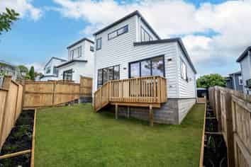 4/ 16 Madison Place, Forrest Hill