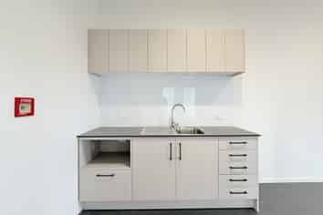 REFURBISHED c.190M2 OFFICE SPACE | TENANCY 3 