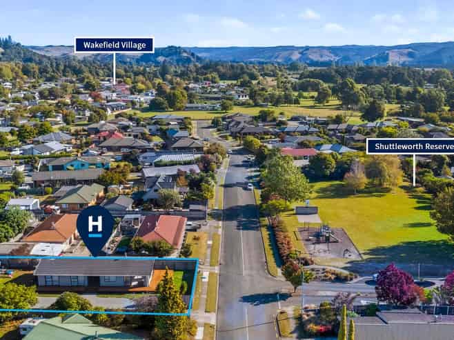 23 Lord Auckland Road, Wakefield