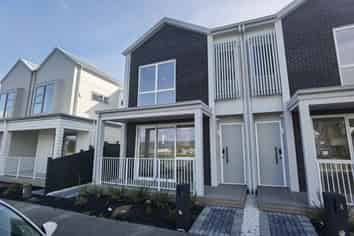 6 Yellow Pear Lane, Karaka
