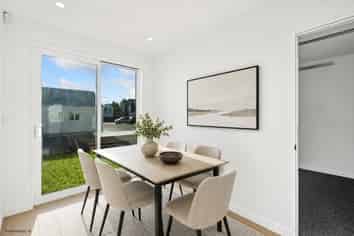 6 Yellow Pear Lane, Karaka