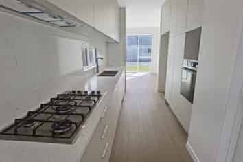 6 Yellow Pear Lane, Karaka