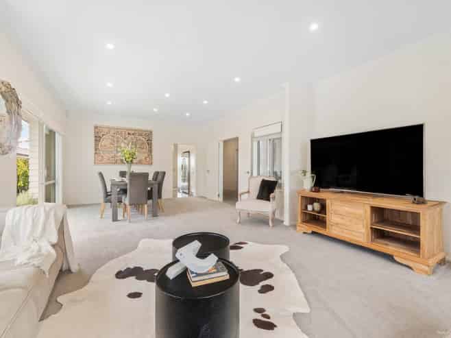 37  Harris Drive, Silverdale