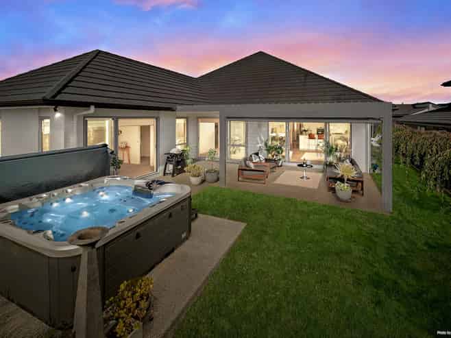 37  Harris Drive, Silverdale