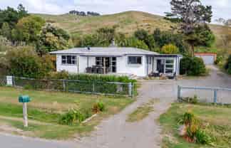 40 Seaview Road, Herbertville