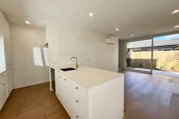 1/126 Roker Street , Somerfield