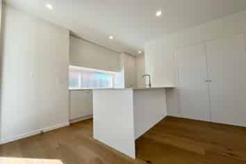 1/126 Roker Street , Somerfield