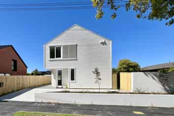 1/126 Roker Street , Somerfield