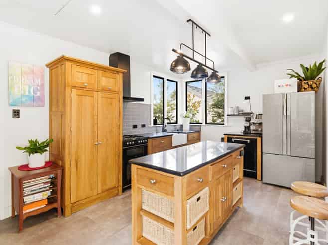 139 Eglinton Road, Mornington