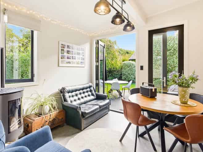 139 Eglinton Road, Mornington