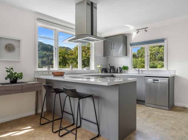 37 Thompson Terrace, Toi Toi