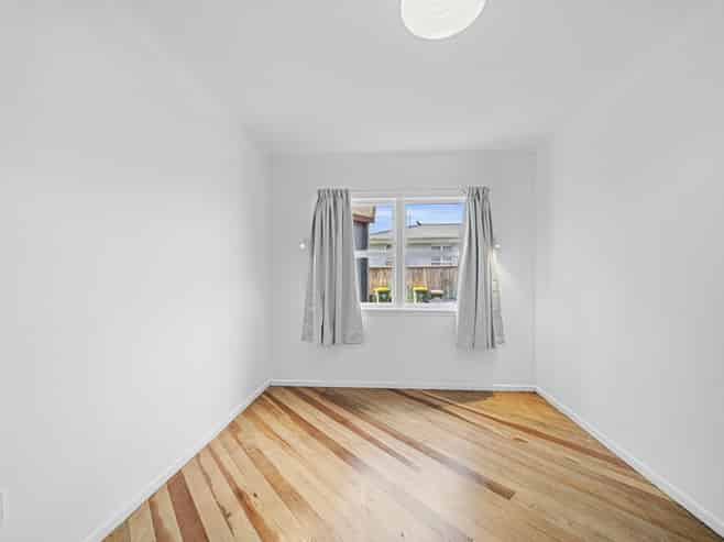 2/184 Powderham Street, New Plymouth