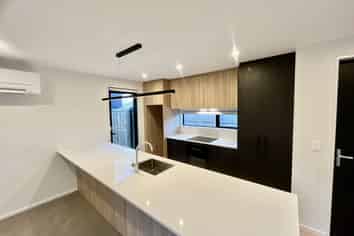 2/32 Allard Street, Edgeware