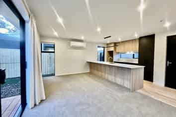 2/32 Allard Street, Edgeware