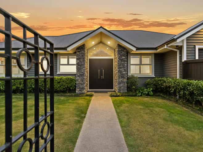 95 Office Road, Merivale