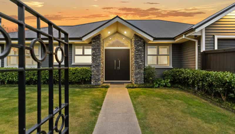 95 Office Road, Merivale