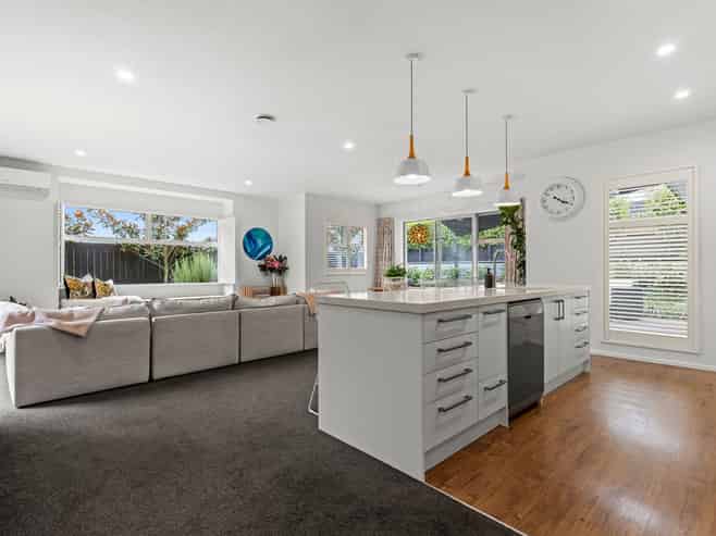 95 Office Road, Merivale